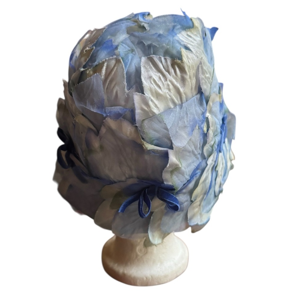 1950s Flower Petal Bucket Hat - Picture 3 of 6